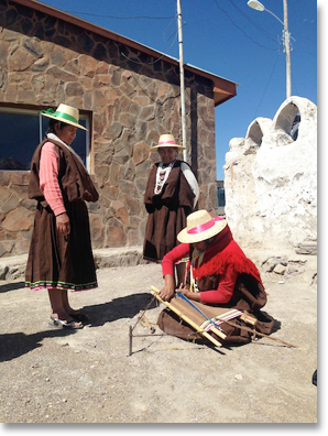 Weaving in the Atacama, northern Chile. Photo by Kate Fletcher.