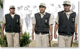 Members of the Guardia Municipal in Santa Cruz.