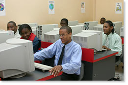 A class at the Baratera computer center.