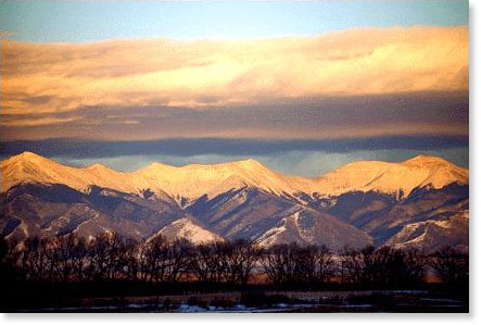 Sunset on the Sangre de Cristo range of the Rocky Mountains, Colorado. Photo by Nic Paget-Clarke. 